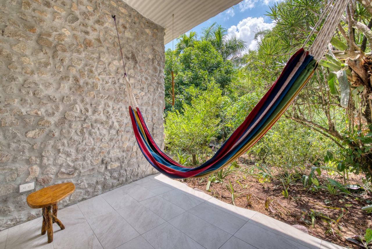 Omega Tours Eco-Jungle Lodge La Ceiba Exterior photo